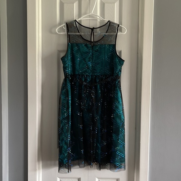 Girls Dress - Picture 2 of 5